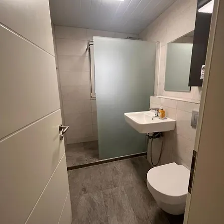 Einzelzimmer Für Bis Zu 2 Personen - 4 Og