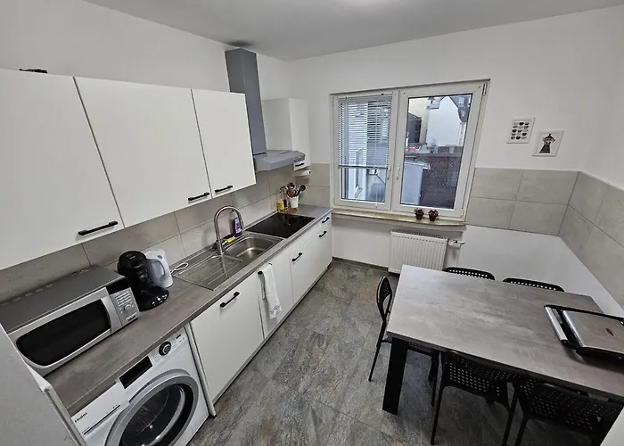 Einzelzimmer Für Bis Zu 2 Personen - 4 Og Privatunterkunft *